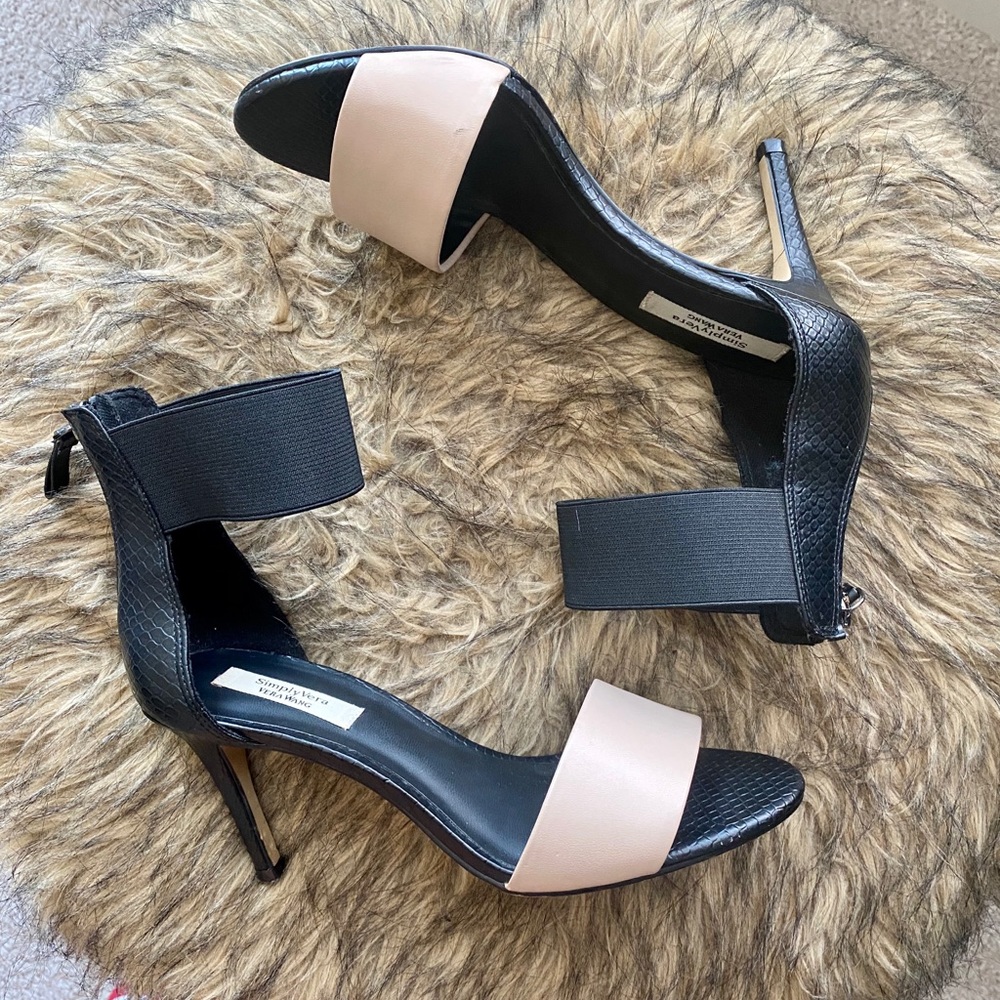 stiletto heel | vera wang